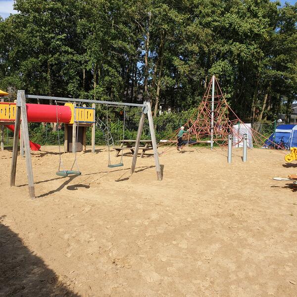 Campingplatz „AM BÄDERRING“