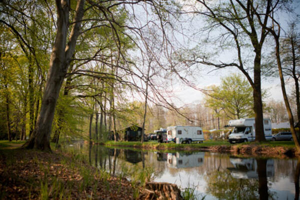 Spreewald-Natur-Camping "Am Schlosspark"