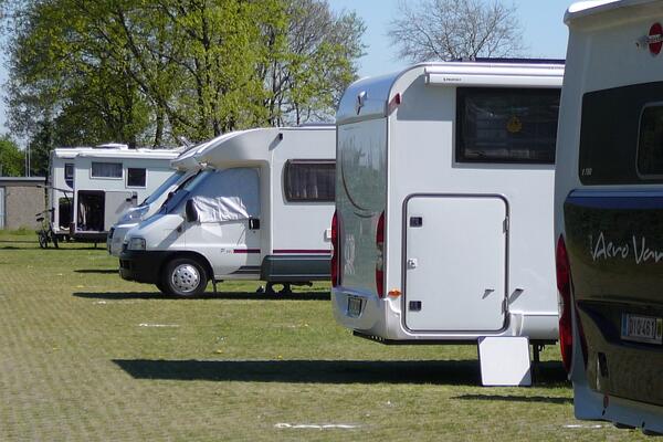 Camping & Freizeitplatz Brachter Wald