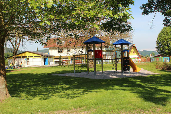 Wohnmobilstellplatz/ Camping Cimbria