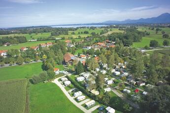 Campingplatz u. Ferienhaus Hofbauer