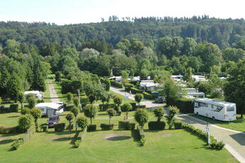 Gutshof Camping